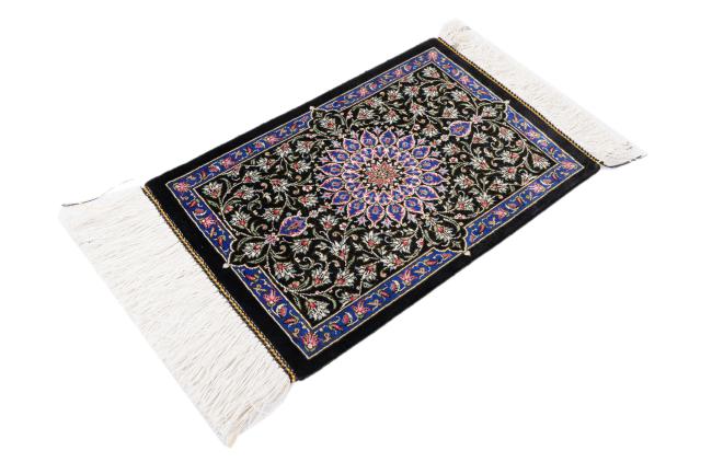 Qum Silk - 1