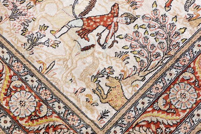 China Hereke Silk - 6