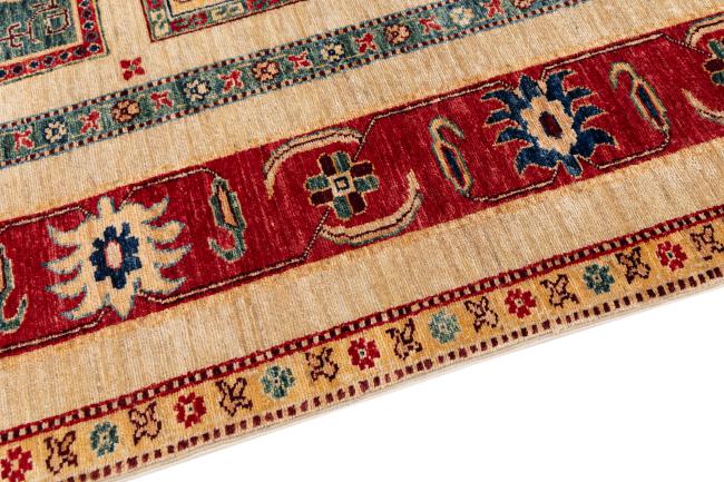 Arijana Baktjari - 4