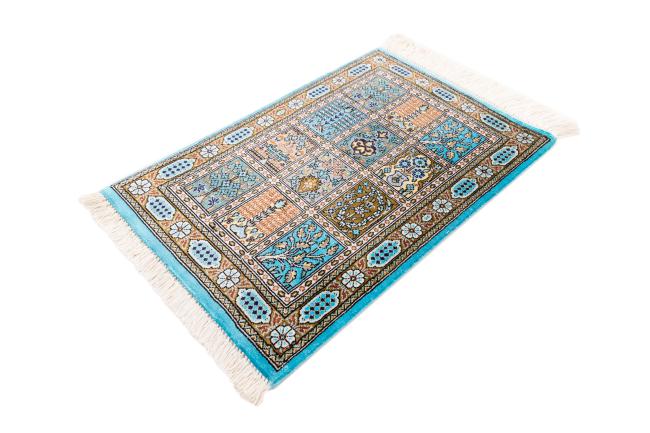 Qum Silk Signed - 2