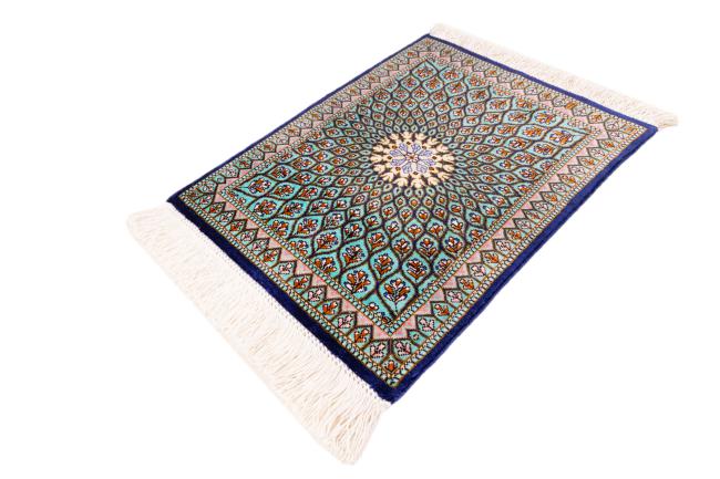 Qum Silk Signed - 1