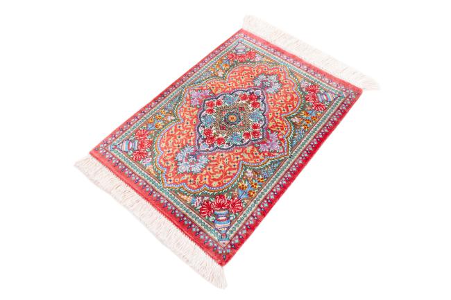 Qum Silke Signed - 2