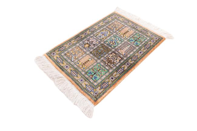 Qum Silk Signed - 2
