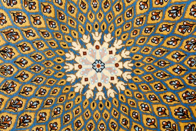 Qum Silk Signed - 5