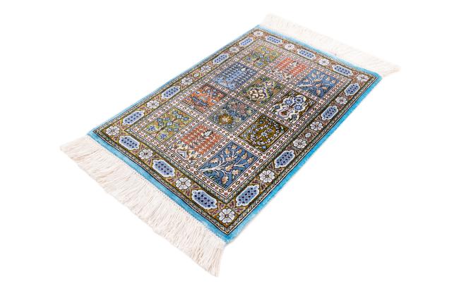 Qum di Seta Firmato - 2