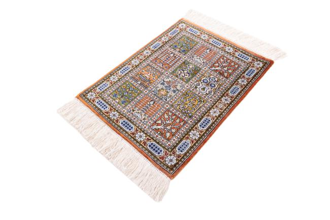 Qum Silk Signed - 2