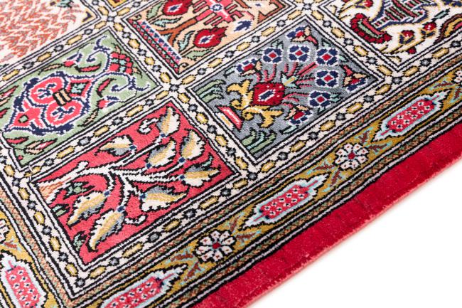 Qum Silk Signed - 3