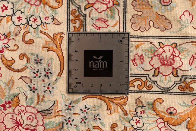 Qum - 11