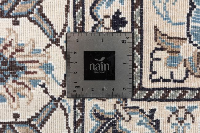 Naim - 10