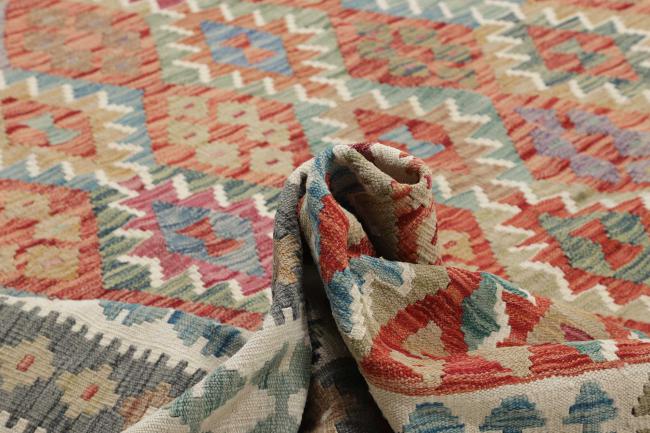 Kilim - 6