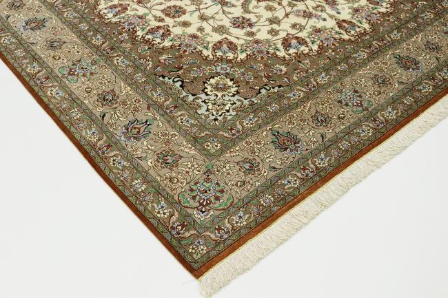 Qum Silk - 2