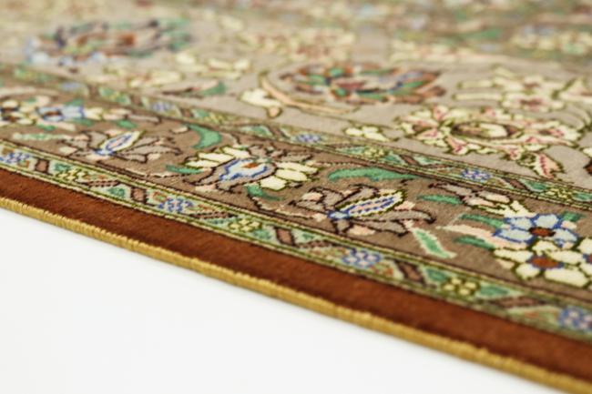 Qum Silk - 4