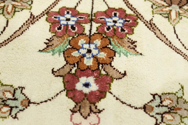 Qum Silk - 9