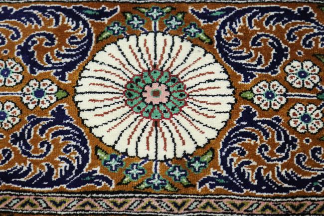 Qum Silk - 8