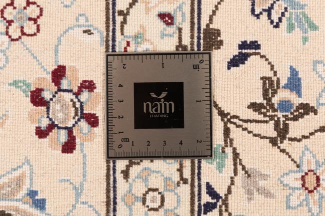 Nain 9La - 12