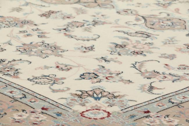 Qum Sherkat Silkesvarp - 4