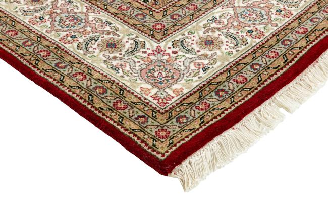 Indo Tabriz Royal - 3
