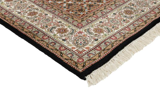 Indo Tabriz Royal - 3