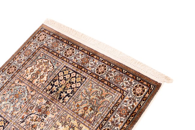 Kashmir Silke - 3