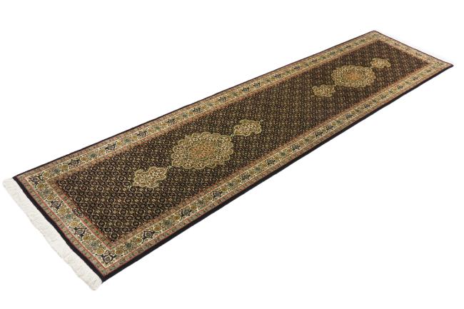 Tabriz 50Raj Signed - 2