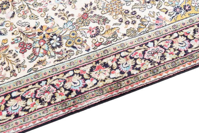 Qum Silk - 4