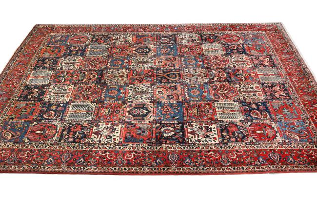 Bakhtiar Antiikki - 4