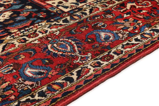 Bakhtiar Antiikki - 6