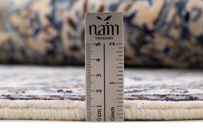 Naïn - 9