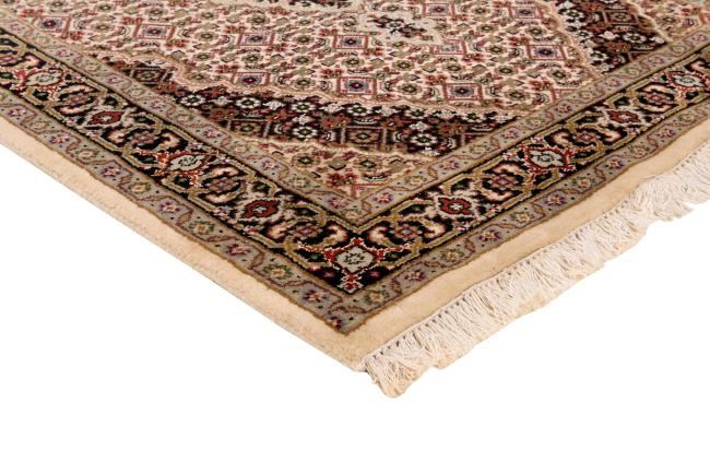Indo Tabriz Royal - 3