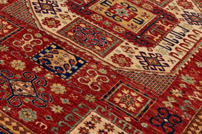 Kazak Royal - 4