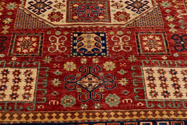 Kazak Royal - 9