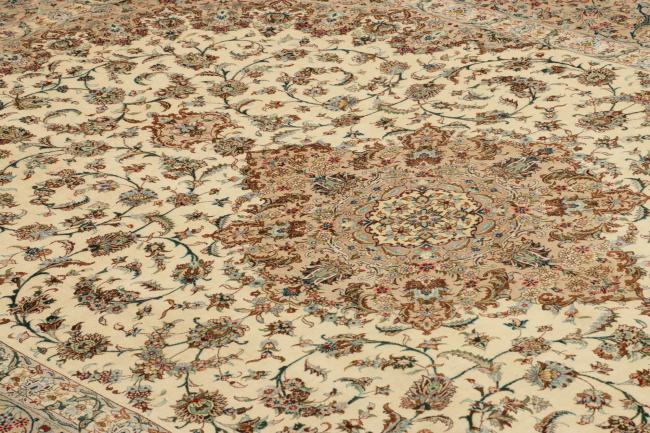 Qum Silk - 1