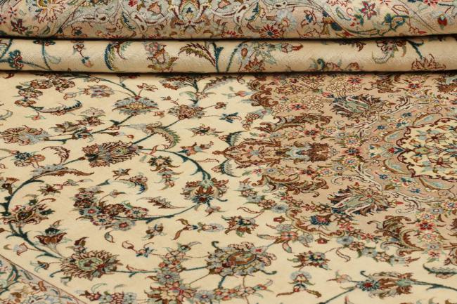 Qum Silk - 2