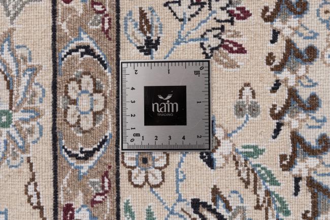 Nain 9La - 10