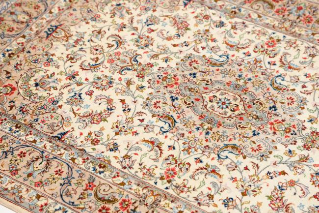 Ghom Silkki - 6