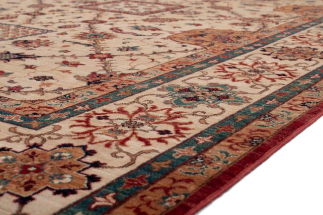 Arijana Hajjalili - 4