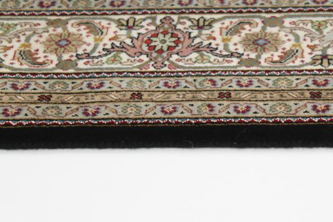 Indo Tabriz Royal - 3
