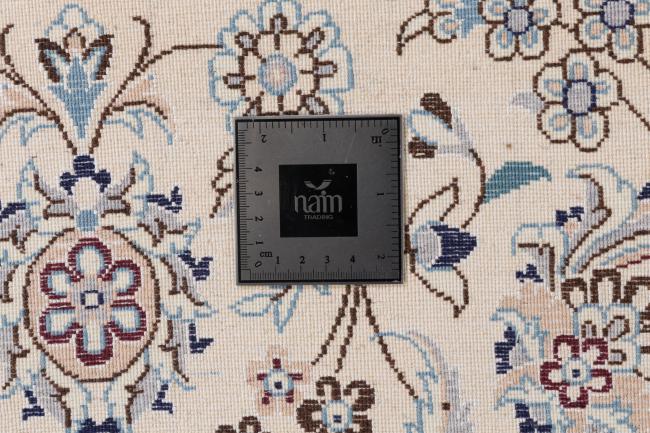 Nain 6La Signed - 8