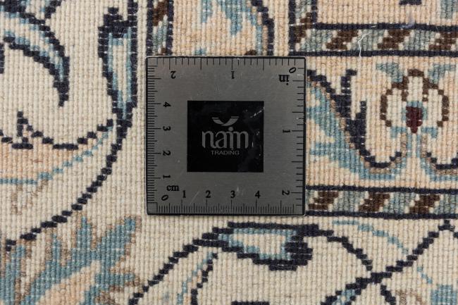 Naim - 10