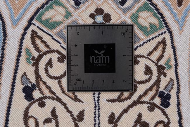 Nain 6La Signed - 8