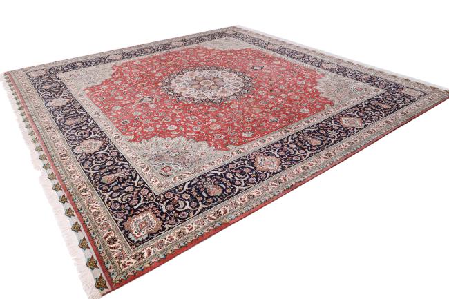 Tabriz 50Raj Signed - 2