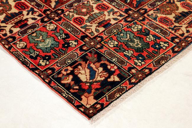 Bakhtiar - 3