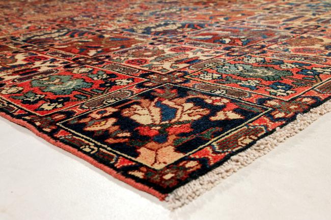 Bakhtiar - 4