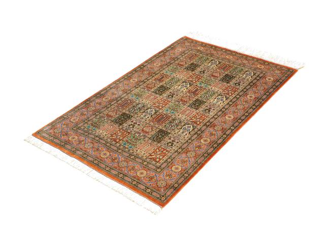 Ghom Silkki - 1