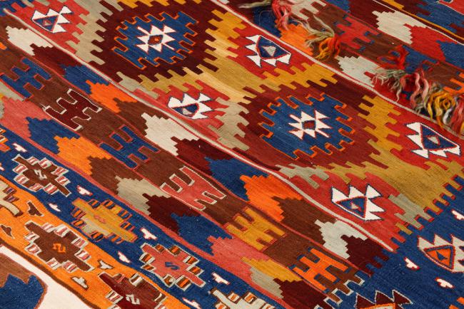 Kilim Turk - 4