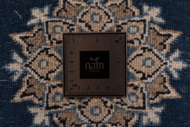 Naim - 4