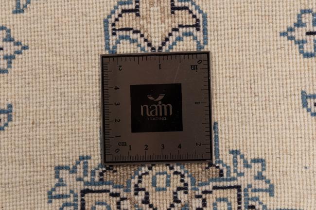 Naim - 4