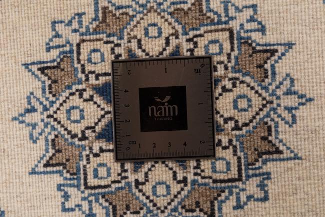 Naim - 4