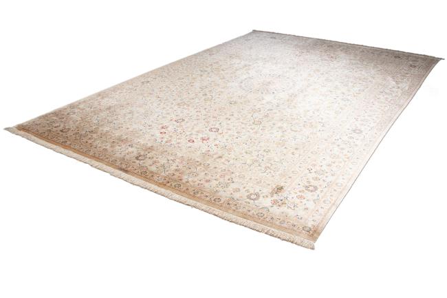Qum Silk - 1