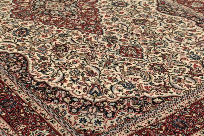 Qum Sherkat Zijden Pool - 4